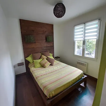 Calme à 900m De La Et 700m Centre Hébergement de vacances Saint-Georges-de-Didonne