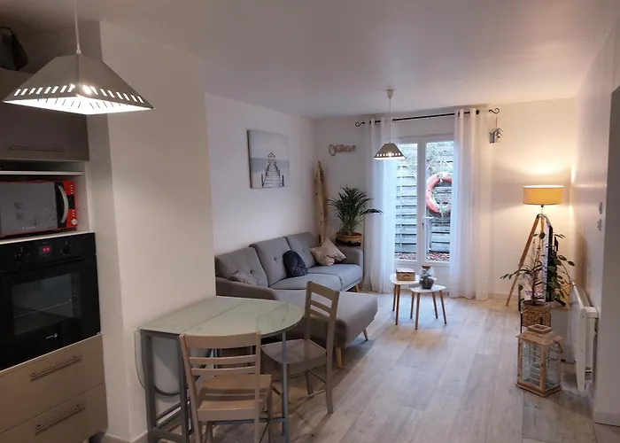 Casa vacanze Calme à 900m De La Et 700m Centre *