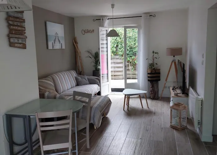 Calme à 900m De La Et 700m Centre *